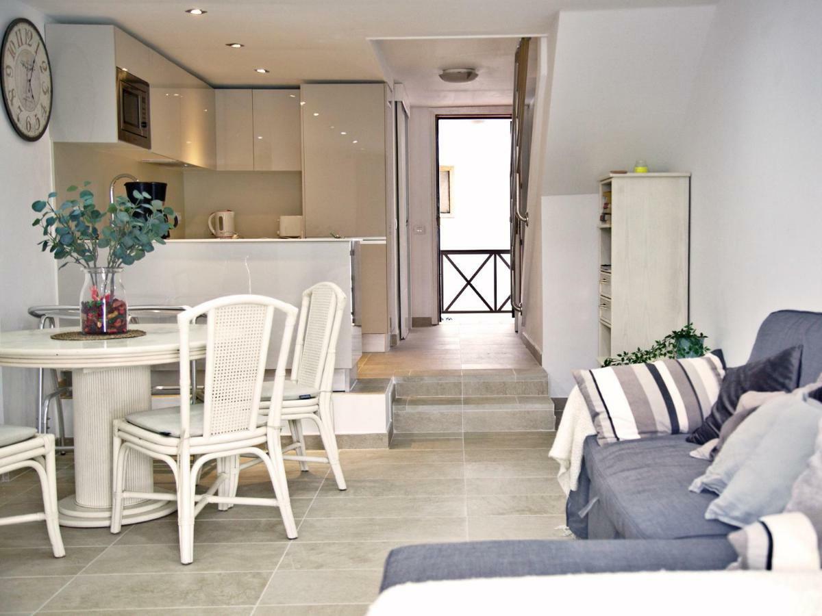 אדחה 2 Min Walk To Beach - Private Solarium Bungalow מראה חיצוני תמונה