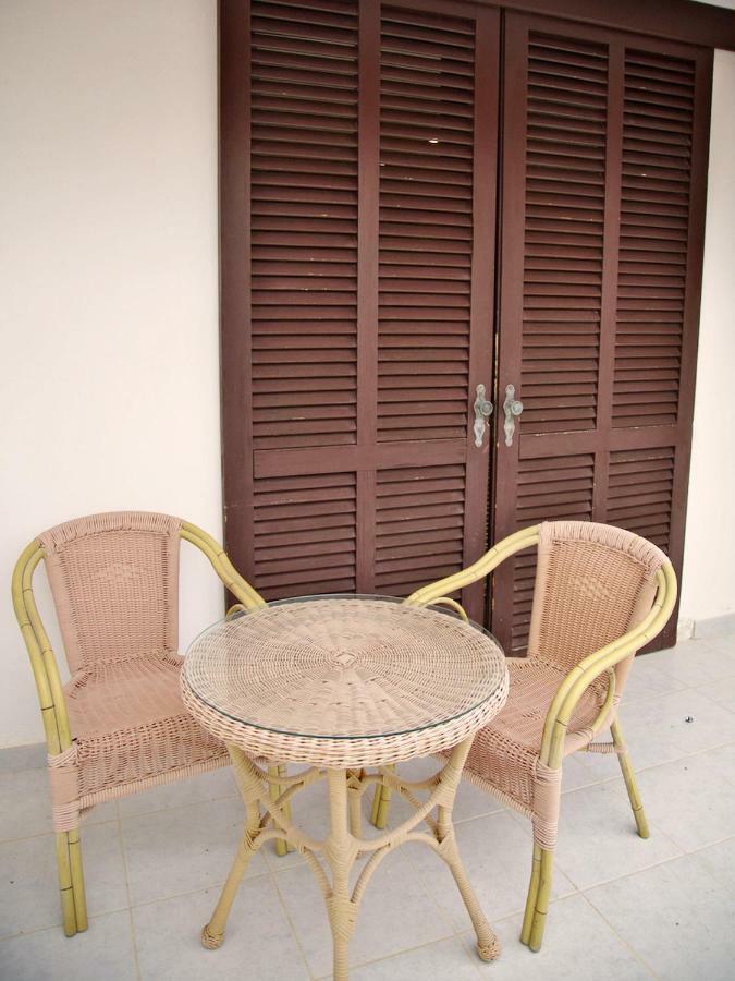 אדחה 2 Min Walk To Beach - Private Solarium Bungalow מראה חיצוני תמונה