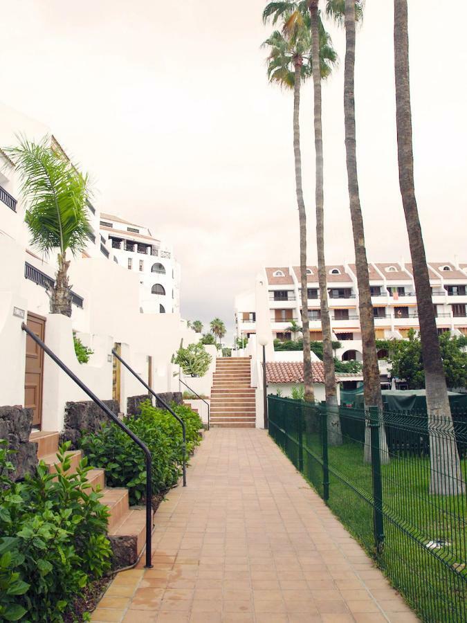 אדחה 2 Min Walk To Beach - Private Solarium Bungalow מראה חיצוני תמונה